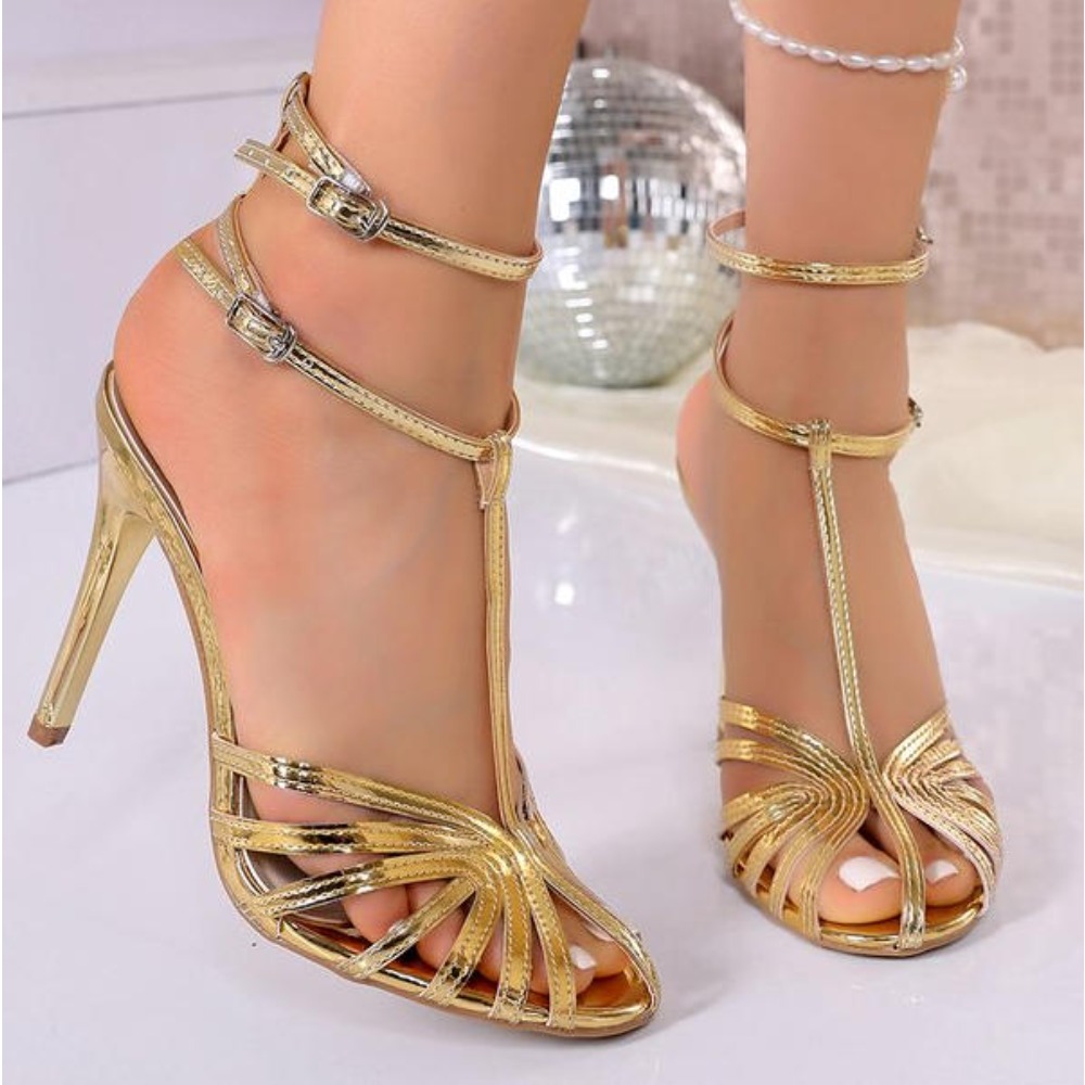 Street Fashion Rome 2026 - Sandal T-strap Model Kandang Terbaru 2026,