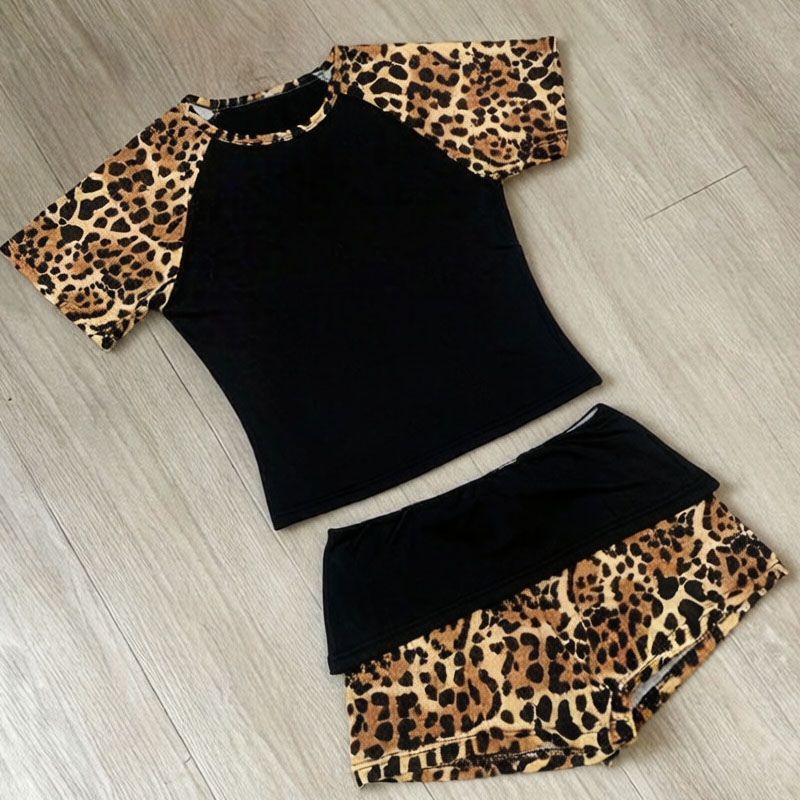 Street Fashion American - Set Celana Pendek Lengan Pendek Motif