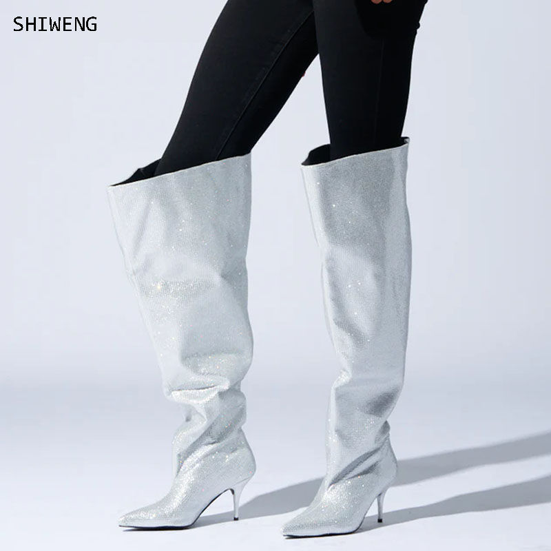 Sepatu Boots Kristal Perak Set - Street Fashion Rome 2026 ulasan dan harga
