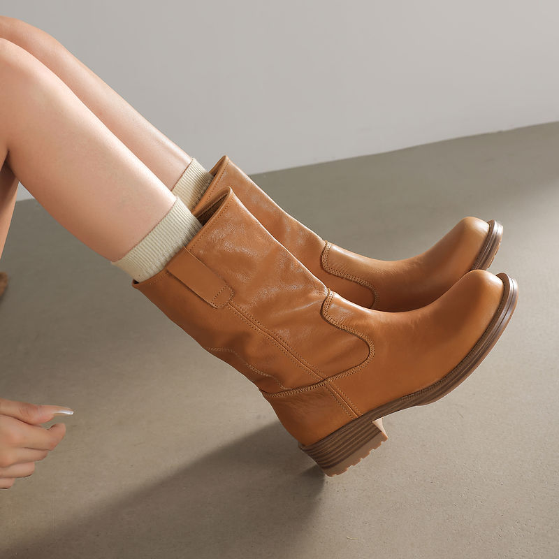 Sepatu Boots Wanita Kulit Sapi - Street Fashion Rome 2026 ulasan dan harga