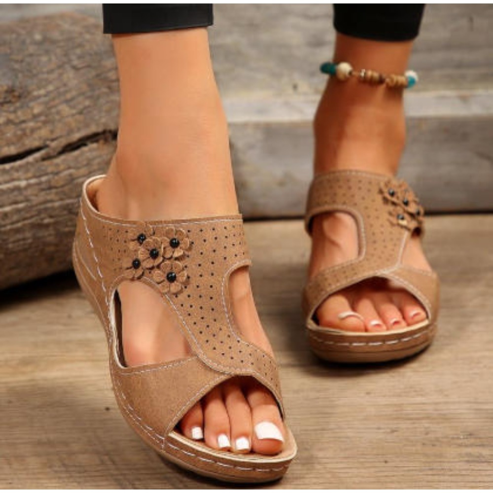 Sandal Wedges Wanita Musim Pan - Street Fashion Rome 2026 ulasan dan harga